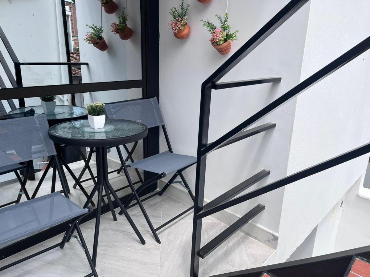 Hotel Edificio Santamarta Medellín Extérieur photo