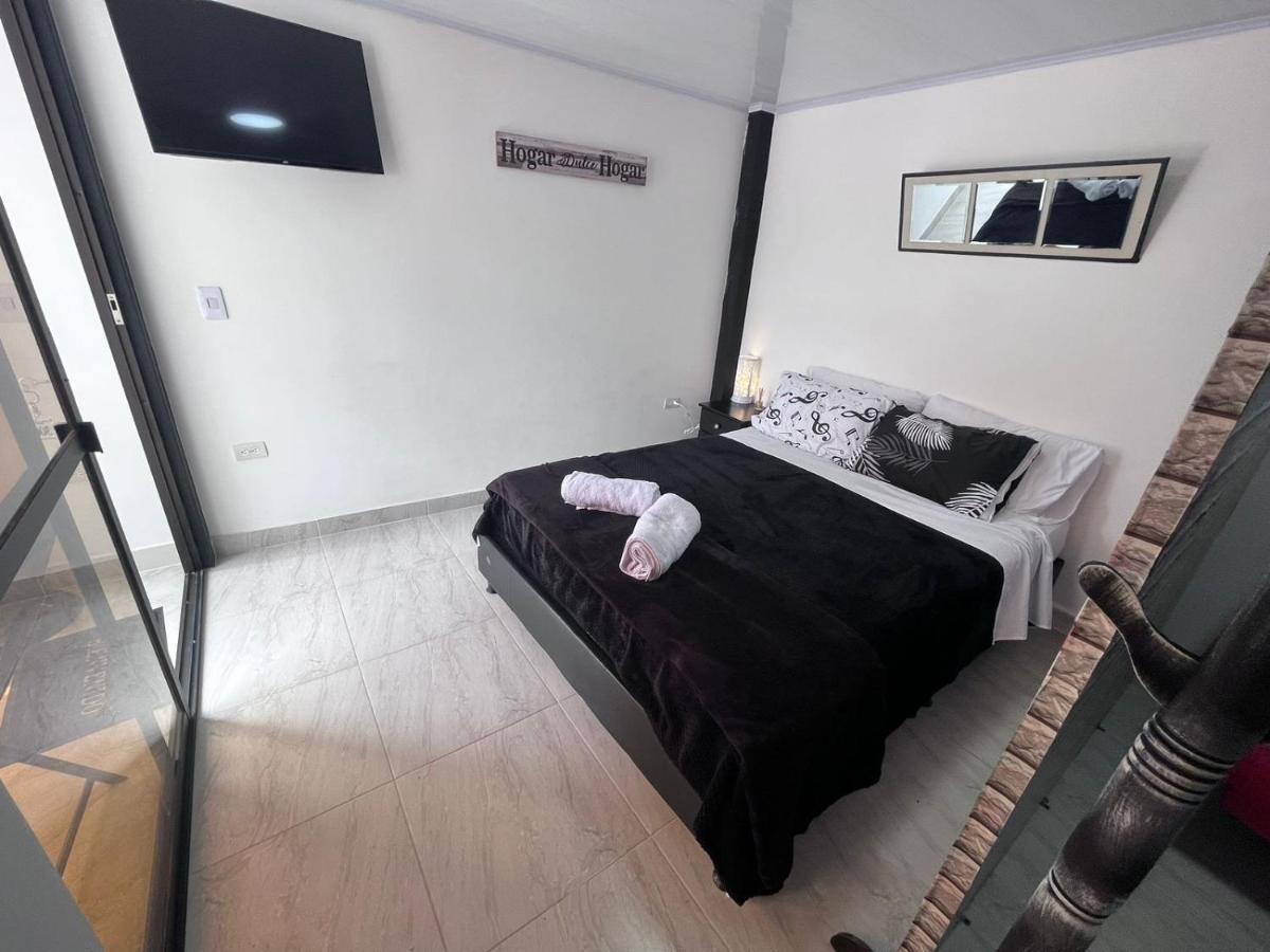 Hotel Edificio Santamarta Medellín Extérieur photo