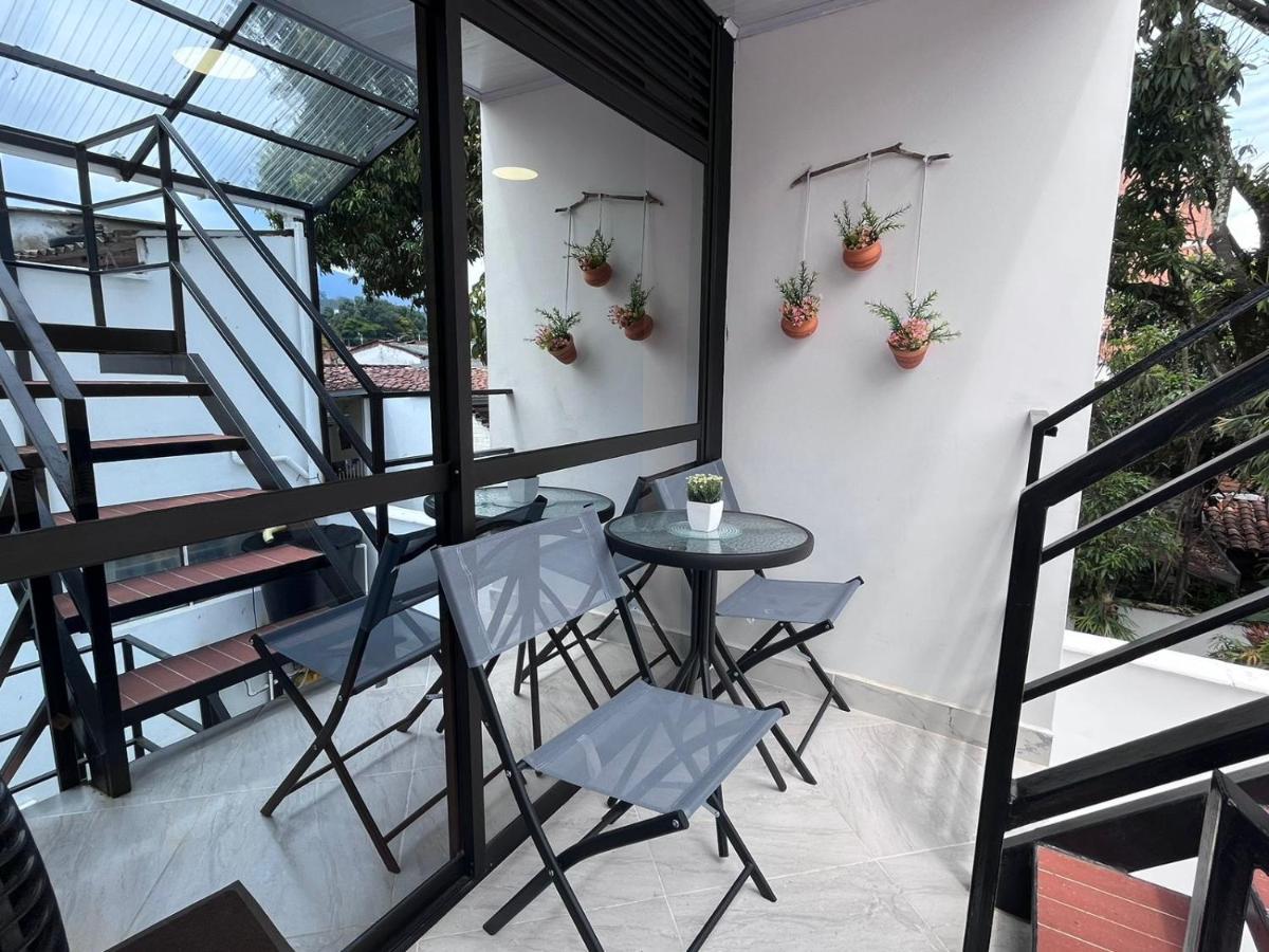 Hotel Edificio Santamarta Medellín Extérieur photo